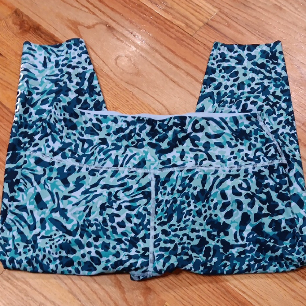 Peloton Blue and Green Patterned Leggings Size - XL